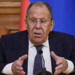 Ukraine, Lavrov: ‘Zelensky cannot sign peace agreement because it is illegitimate’