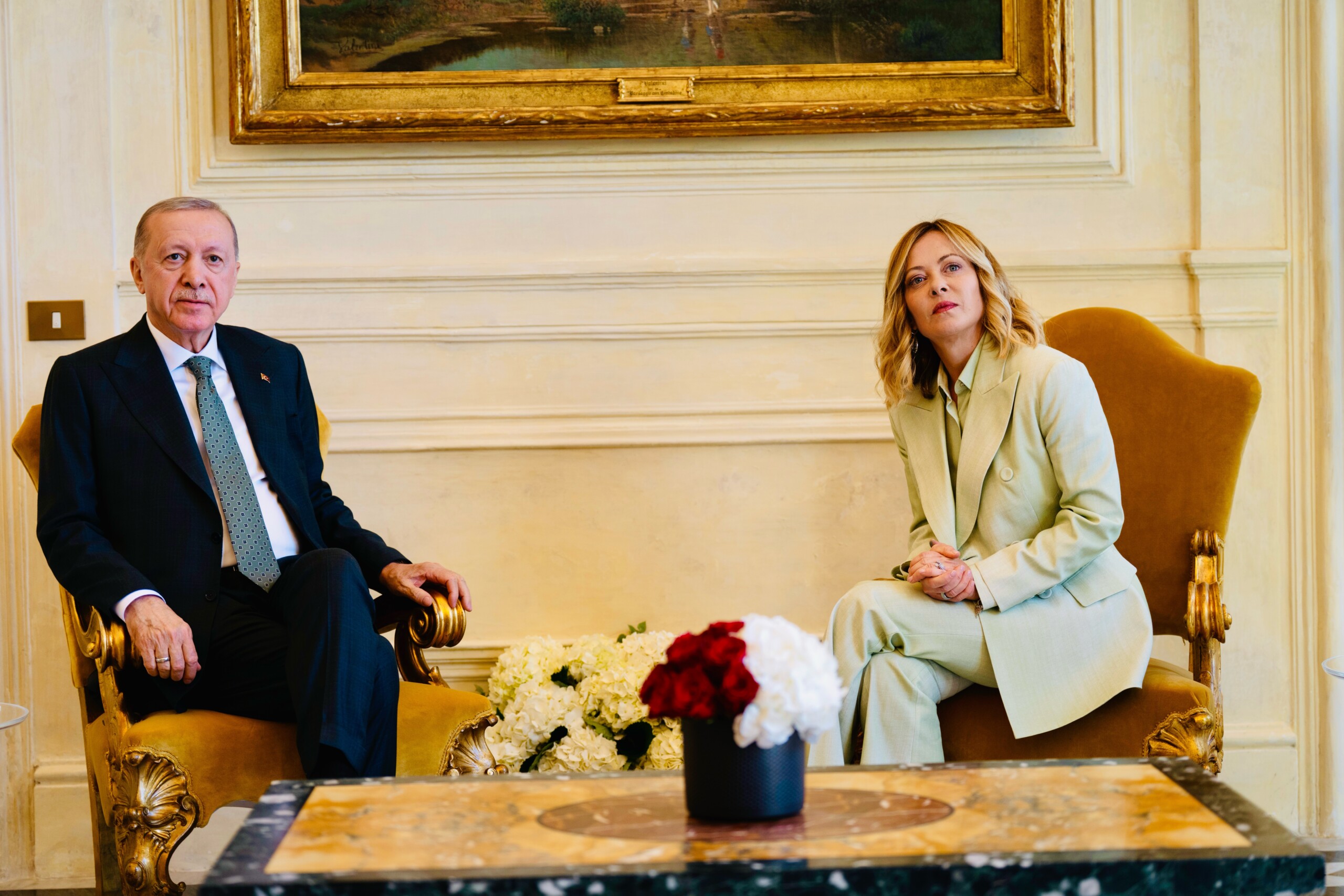 Ukraine, Meloni Talks to Erdogan: "Russia Must Accept Ceasefire"