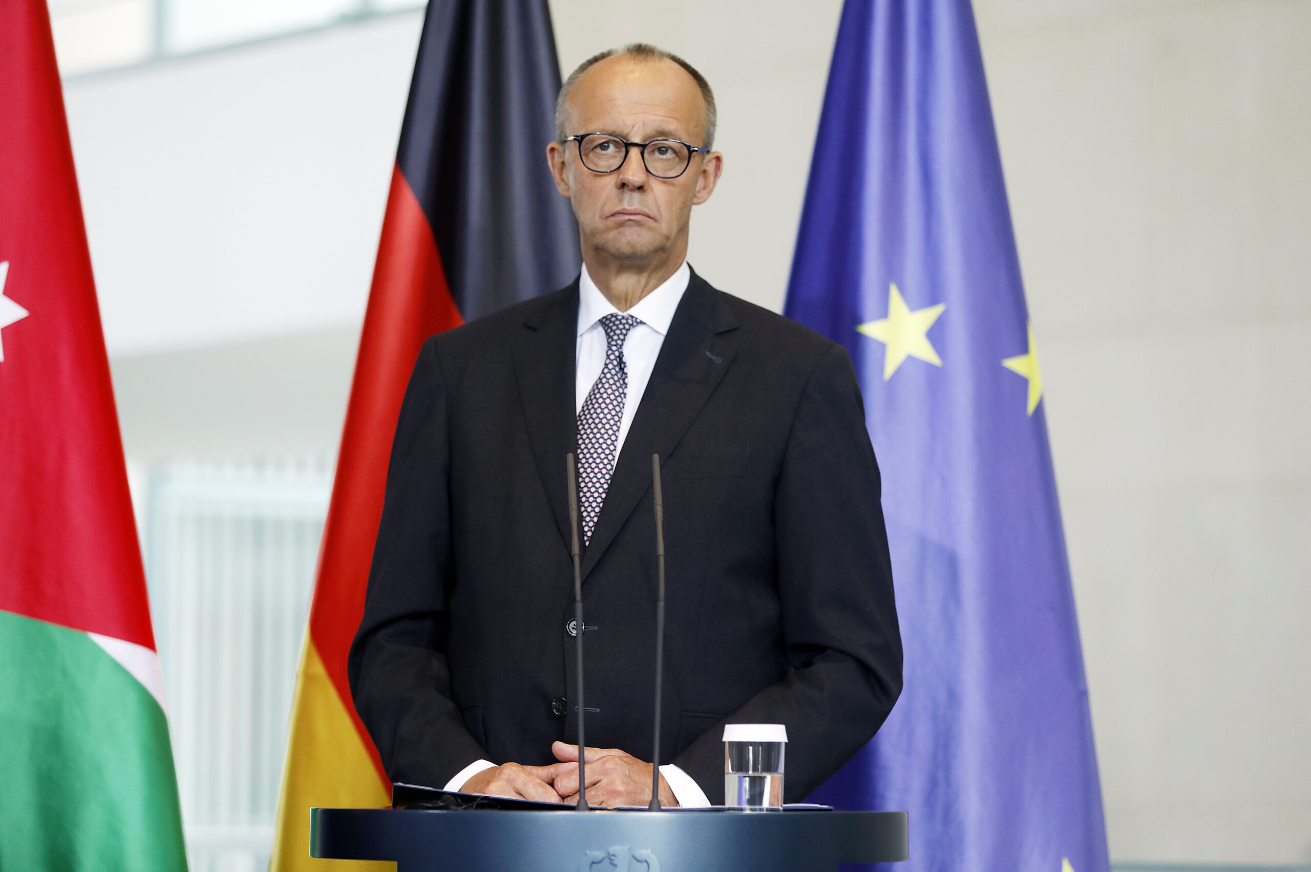 Ukraine, Merz: ‘I assume Zelensky will attend summit in Alaska’ Ukraine, Merz: ‘I assume Zelensky will attend summit in Alaska’