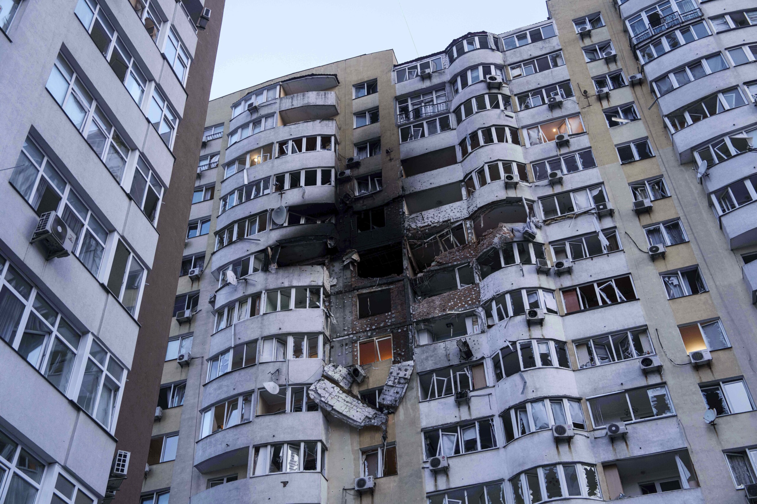 Ukraine, Moscow: "Military targets in Kyiv hit in response to their raids" Ukraine, Moscow: "Military targets in Kyiv hit in response to their raids"