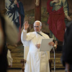 Ukraine: Pope's message to Zelensky, silence the weapons and open dialogue