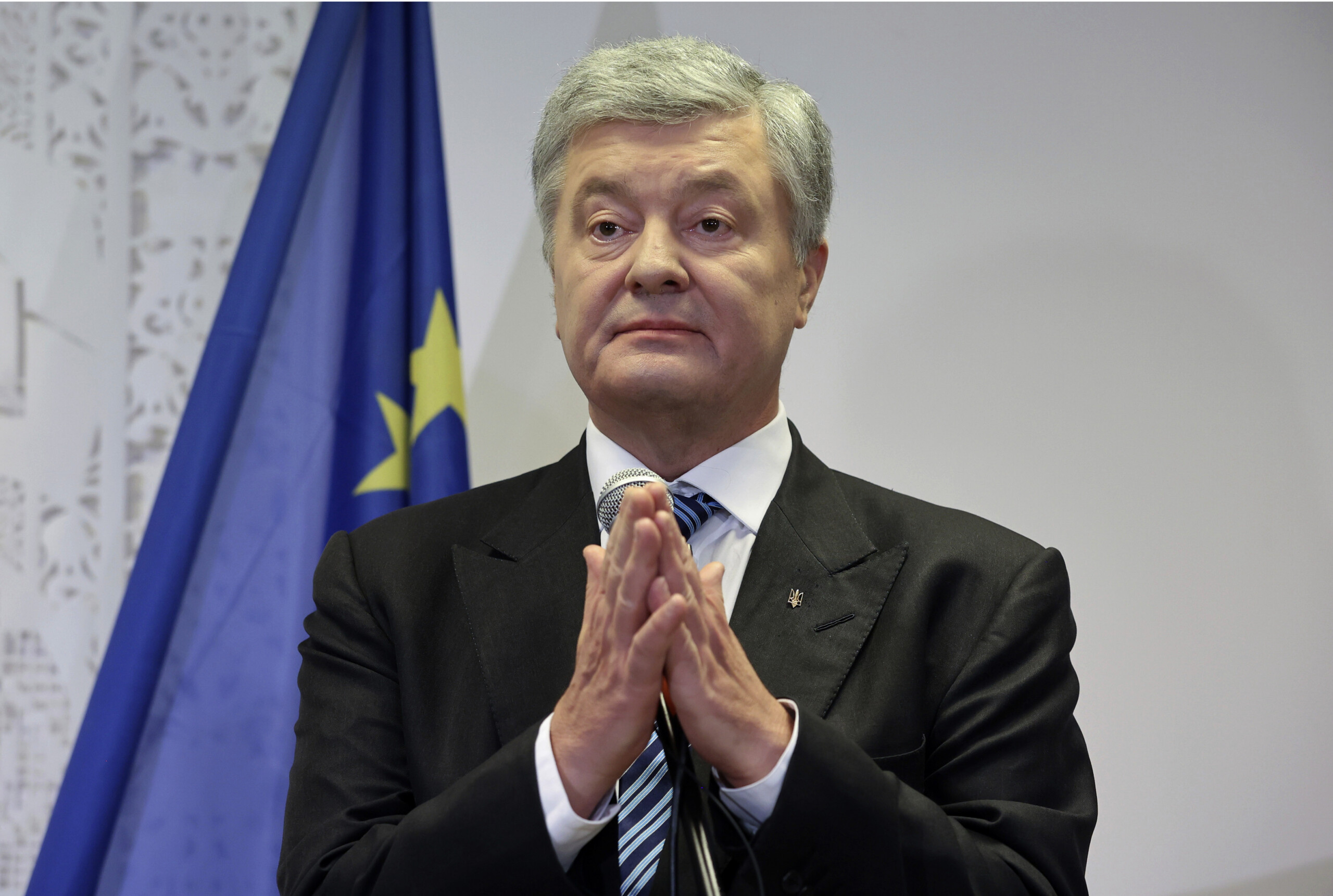 Ukraine, Poroshenko: ‘We need a just peace, Crimea belongs to Kiev’