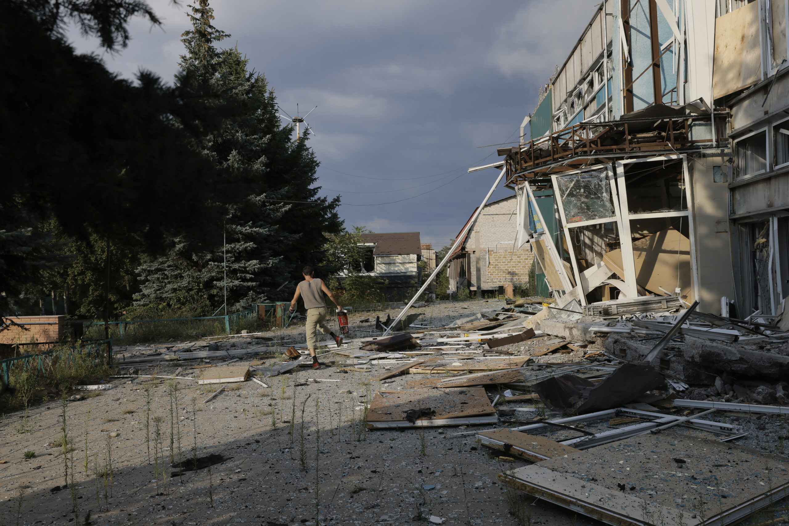 Ukraine, Russian defence intercepts and destroys 43 Ukrainian drones