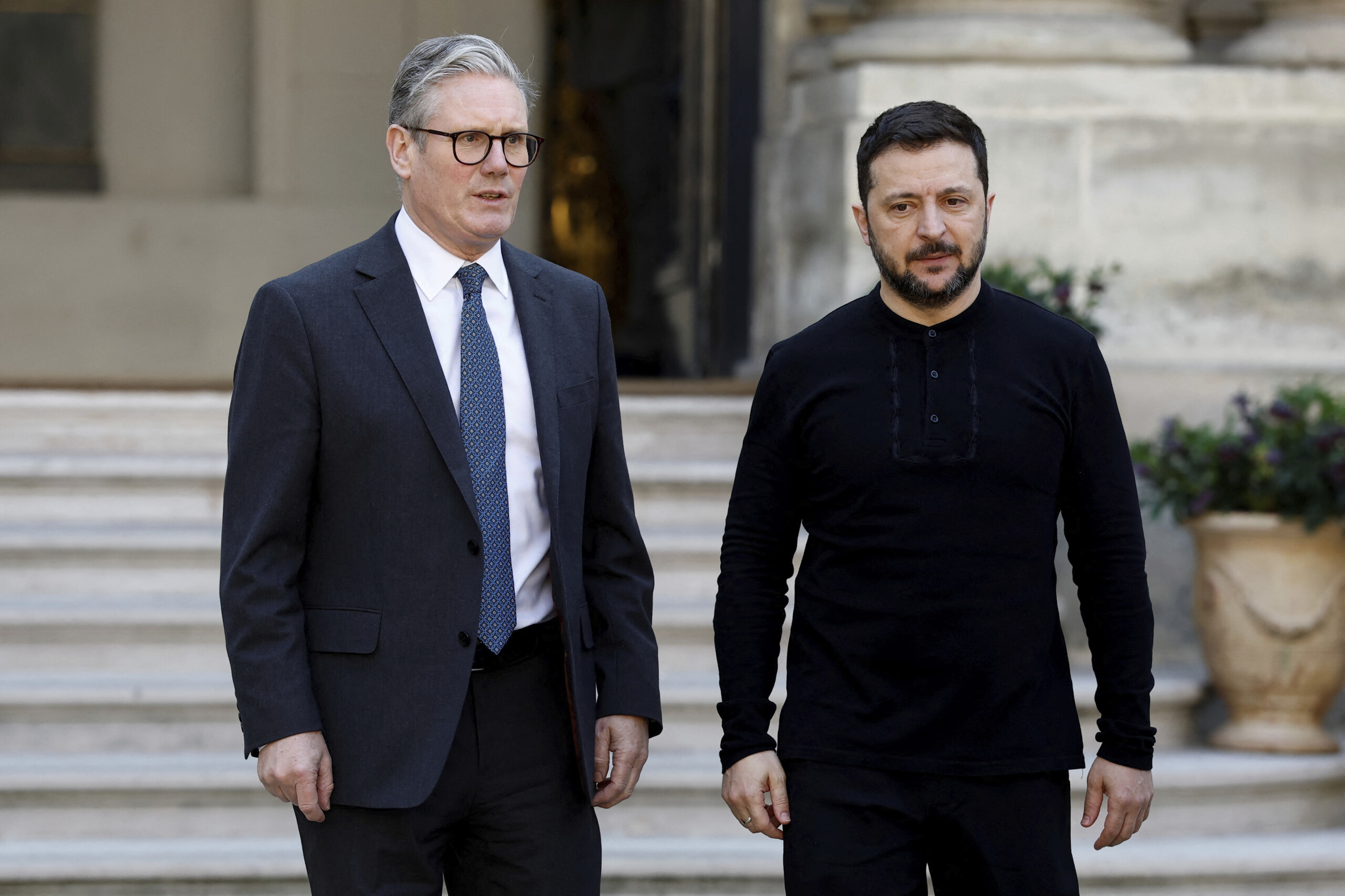 Ukraine: Starmer and Zelensky meet in London today