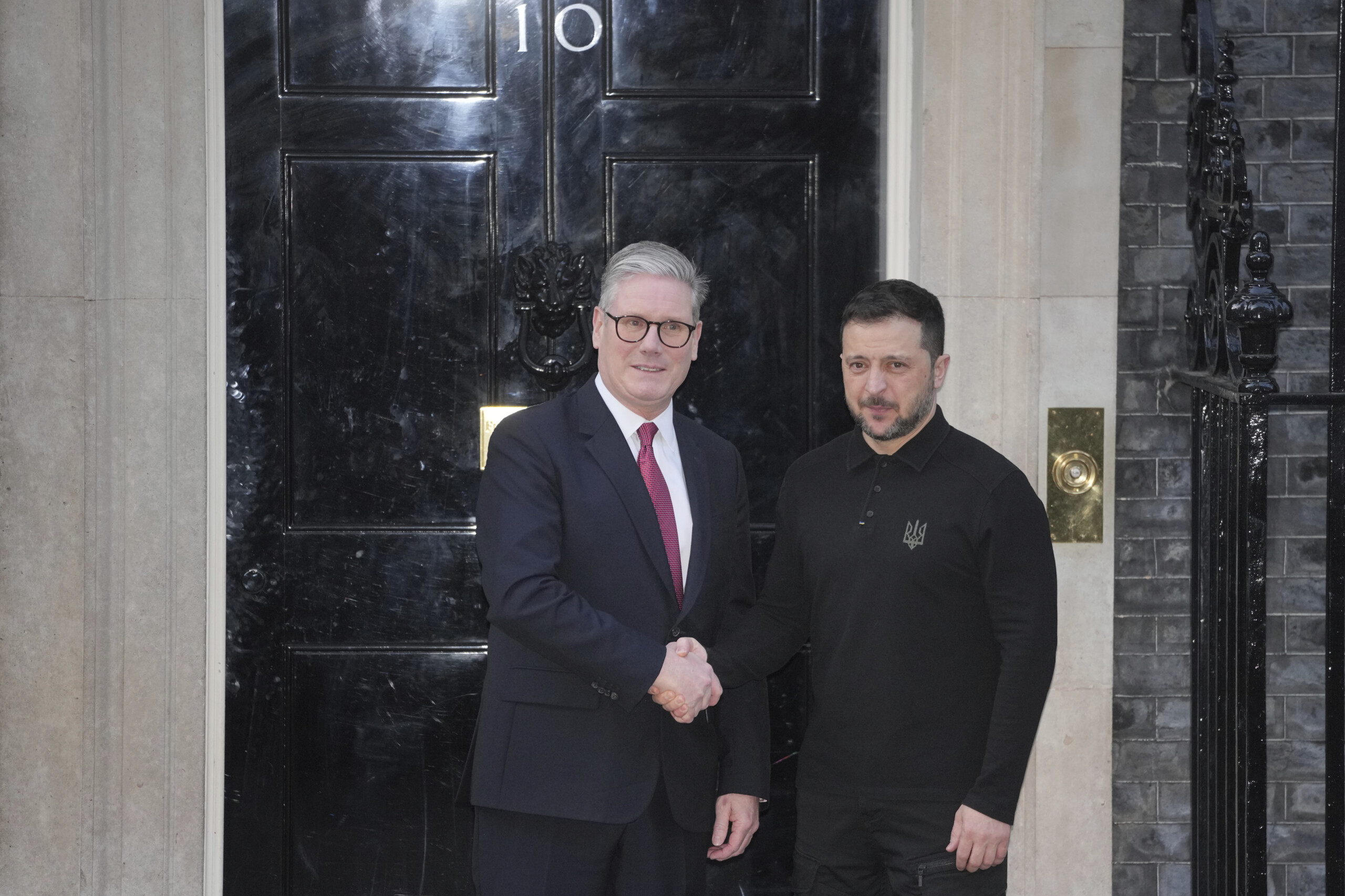 Ukraine, Starmer: “Europeans are working on a plan for peace to present to the USA”