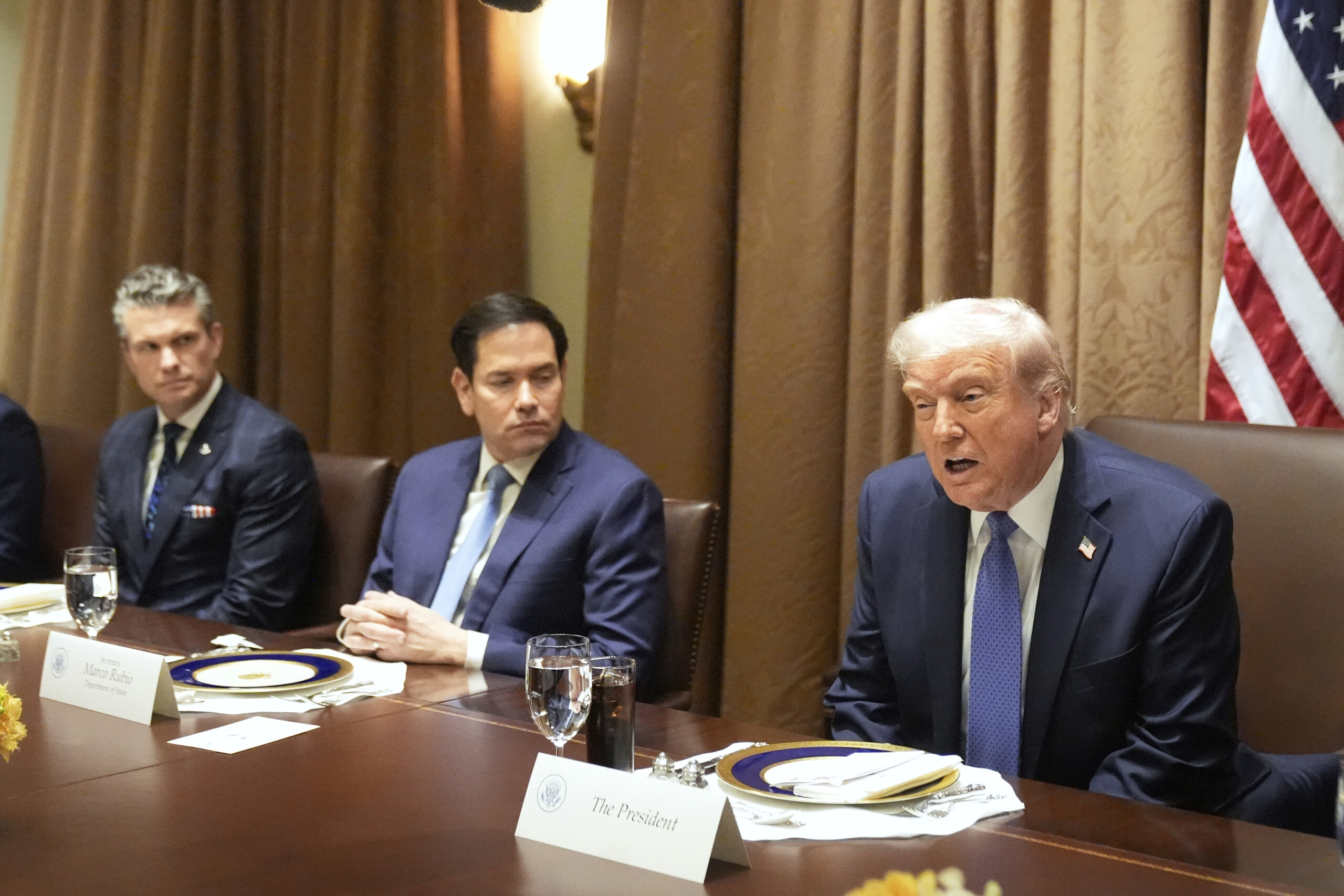 Ukraine, Trump: ‘I am putting a lot of pressure on Russia’ Ukraine, Trump: ‘I am putting a lot of pressure on Russia’