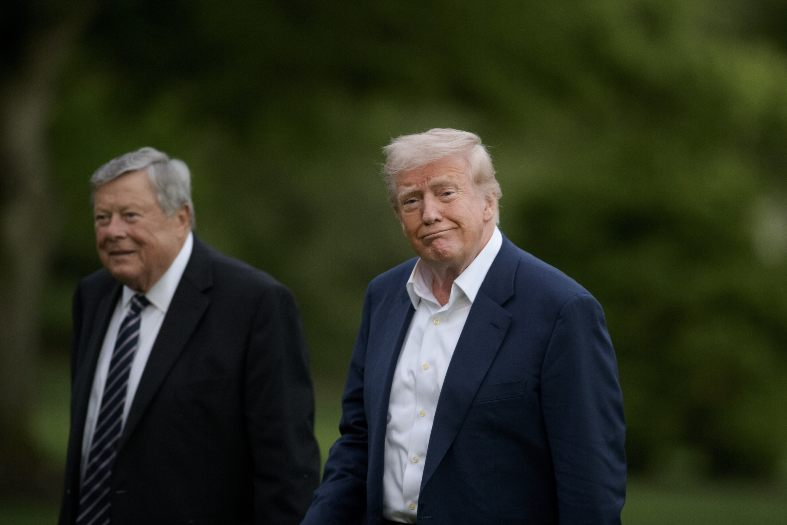 Ukraine, Trump: "Moscow and Kyiv want a deal"