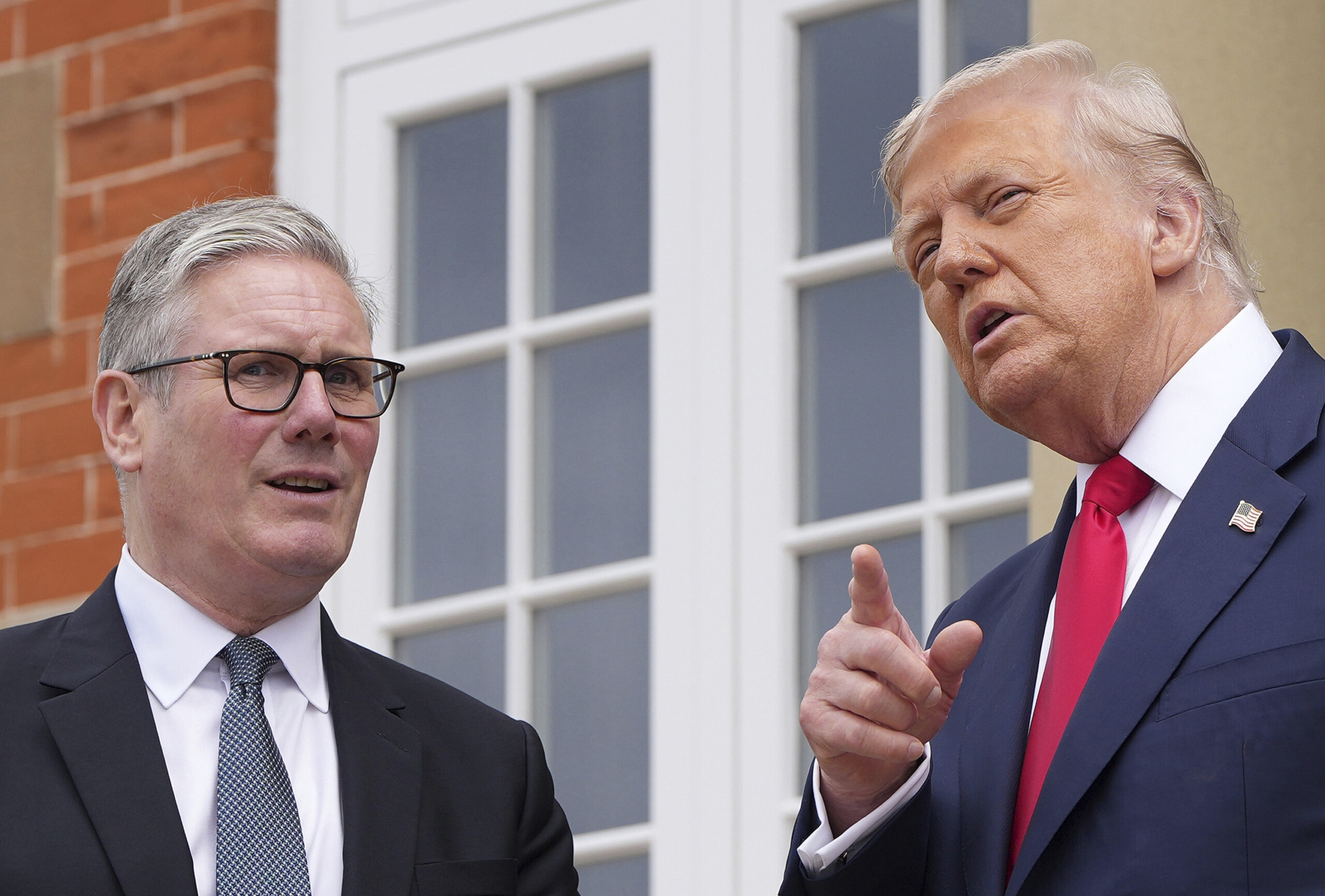 Ukraine, Trump: "New deadline of 10–12 days for Russia" to reach peace deal