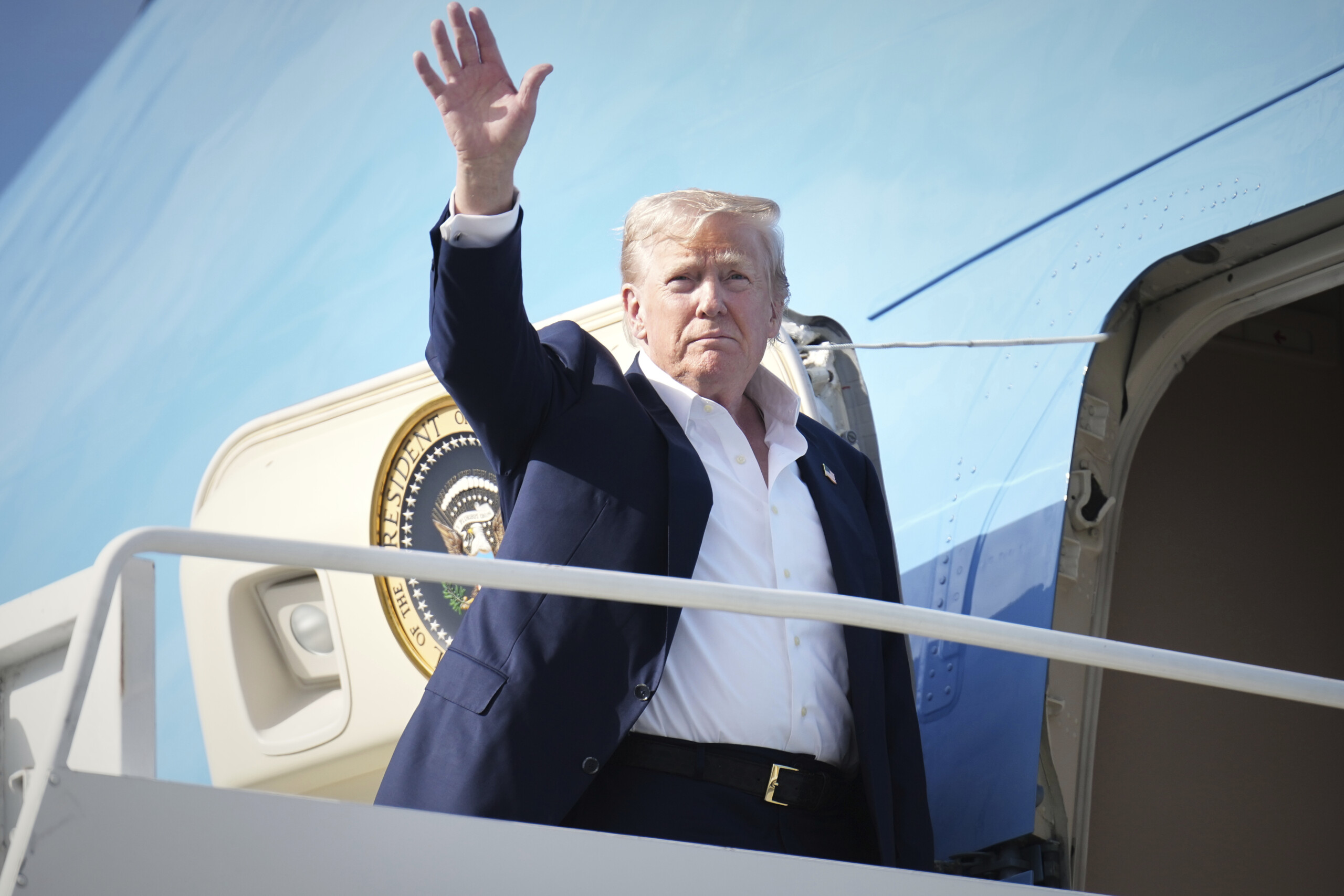 Ukraine, Trump: “Russia Has 10 Days to Agree to Ceasefire or Face Sanctions”