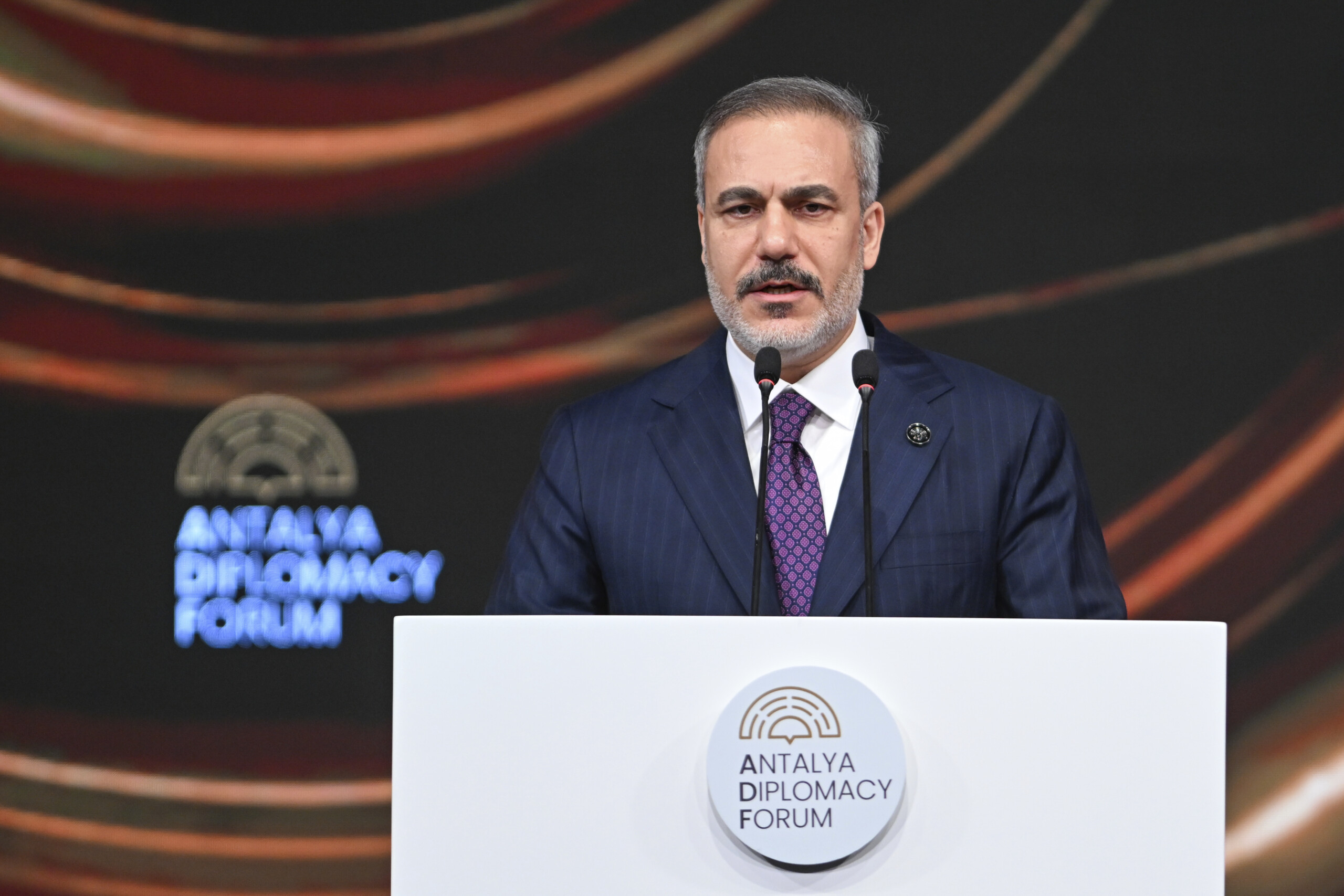 Ukraine: Turkey, Moscow and Kiev must meet as soon as possible and declare a truce
