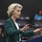 Ukraine, von der Leyen to Zelensky: ‘Respect EU anti-corruption standards’