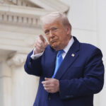 Ukraine, WSJ: "Trump could impose sanctions on Russia this week"
