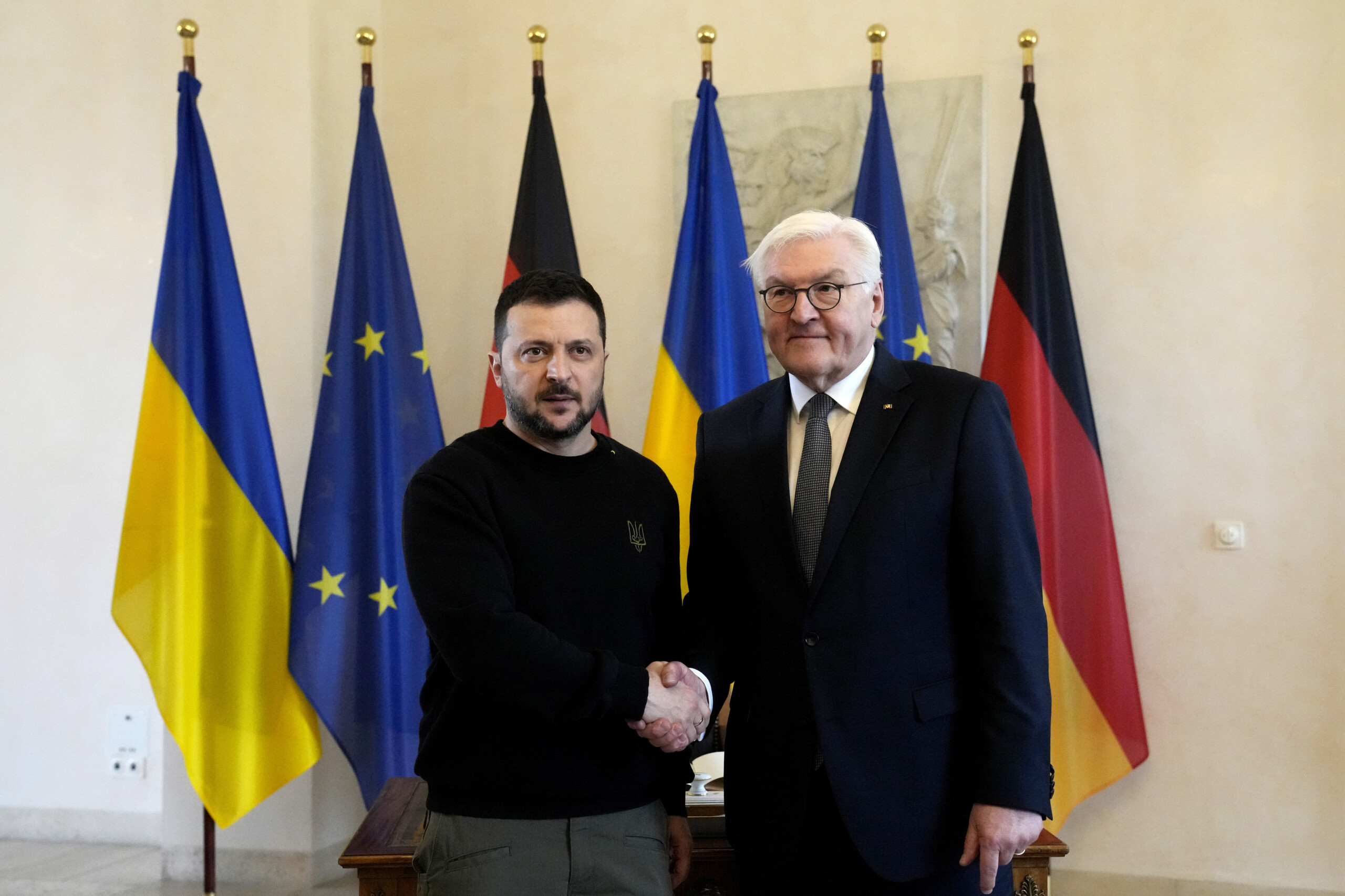 Ukraine: Zelensky in Berlin today, meetings with Merz and Steinmeier Ukraine: Zelensky in Berlin today, meetings with Merz and Steinmeier