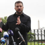 Ukraine, Zelensky: "Russia is trying to avoid a meeting"