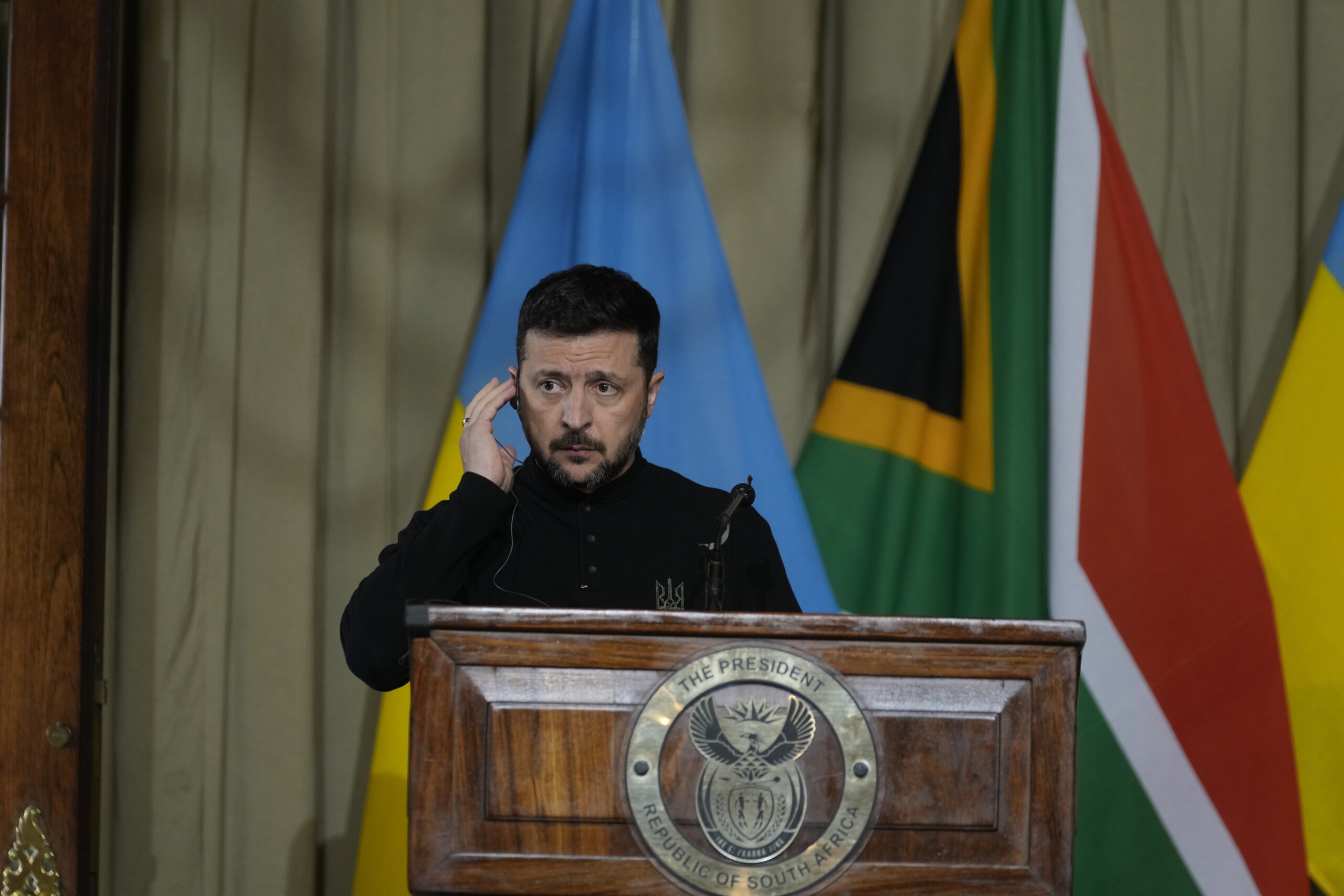 Ukraine, Zelensky: ‘Surrender Crimea? Violates our values, we cannot accept’