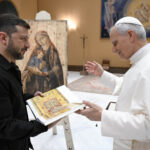Ukraine, Zelensky: "Thank you to the Pope for offering a platform for negotiations"