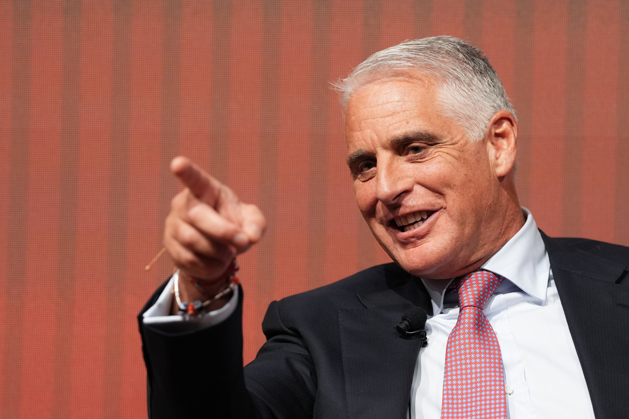Unicredit, Orcel: ‘Confident of increasing 2025 guidance’ Unicredit, Orcel: ‘Confident of increasing 2025 guidance’