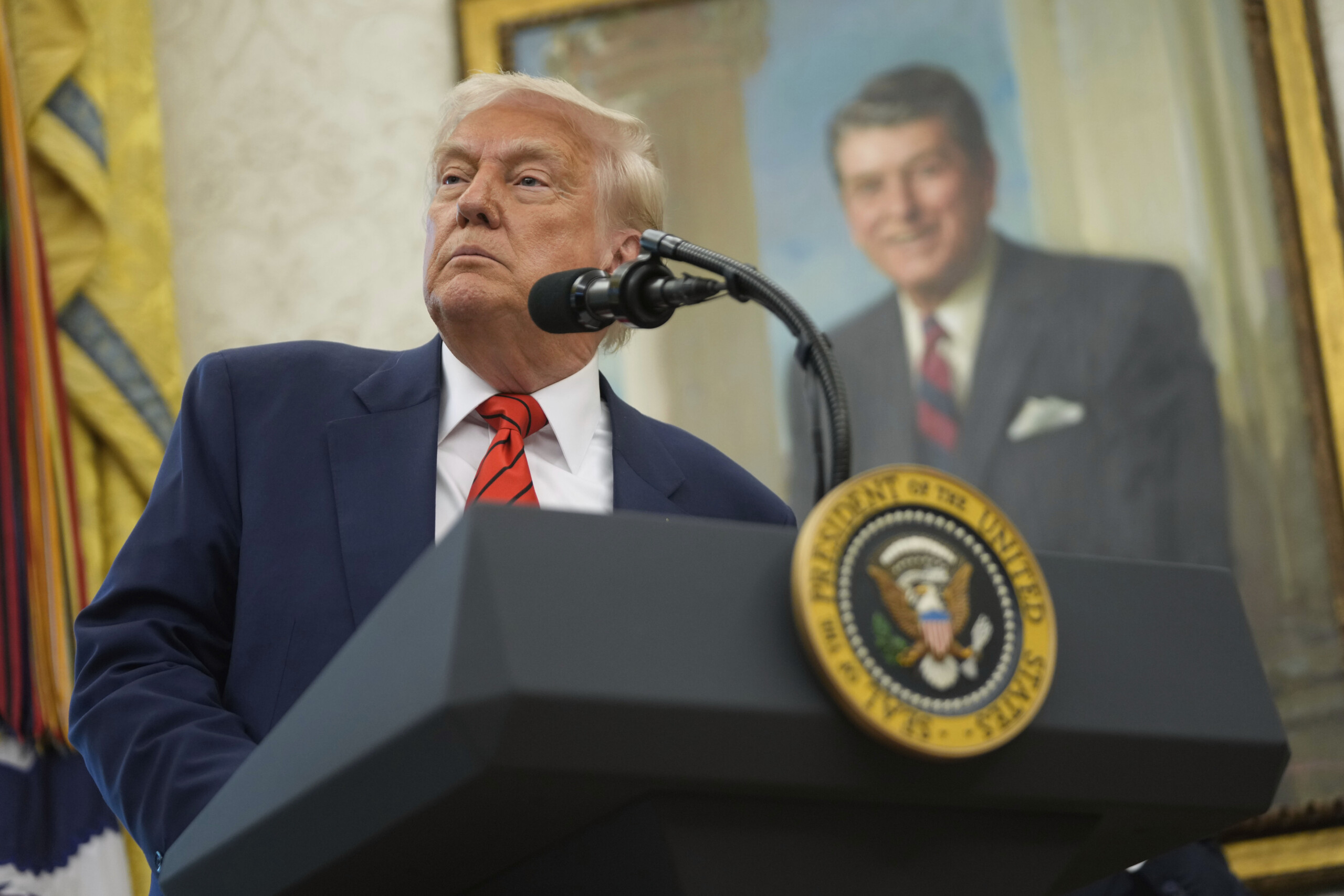 US, media: Trump wants to rename the Persian Gulf as the 'Arabian Gulf'