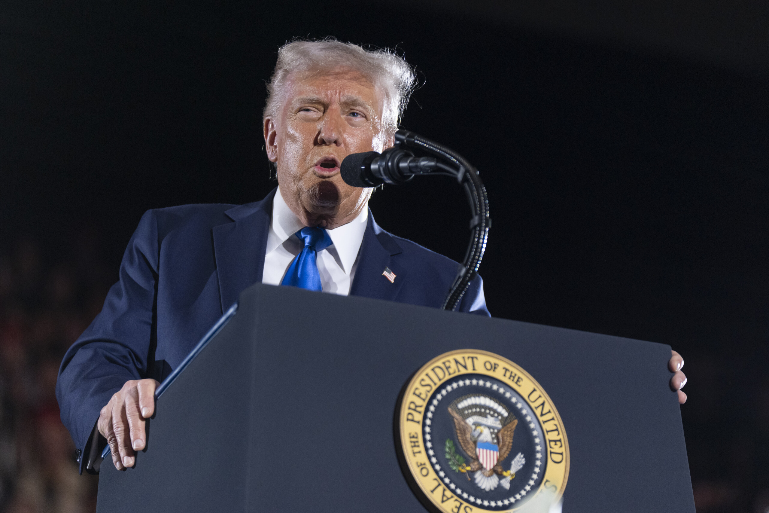 US, Trump: “Recession? Anything can happen, but we will have an economic boom”