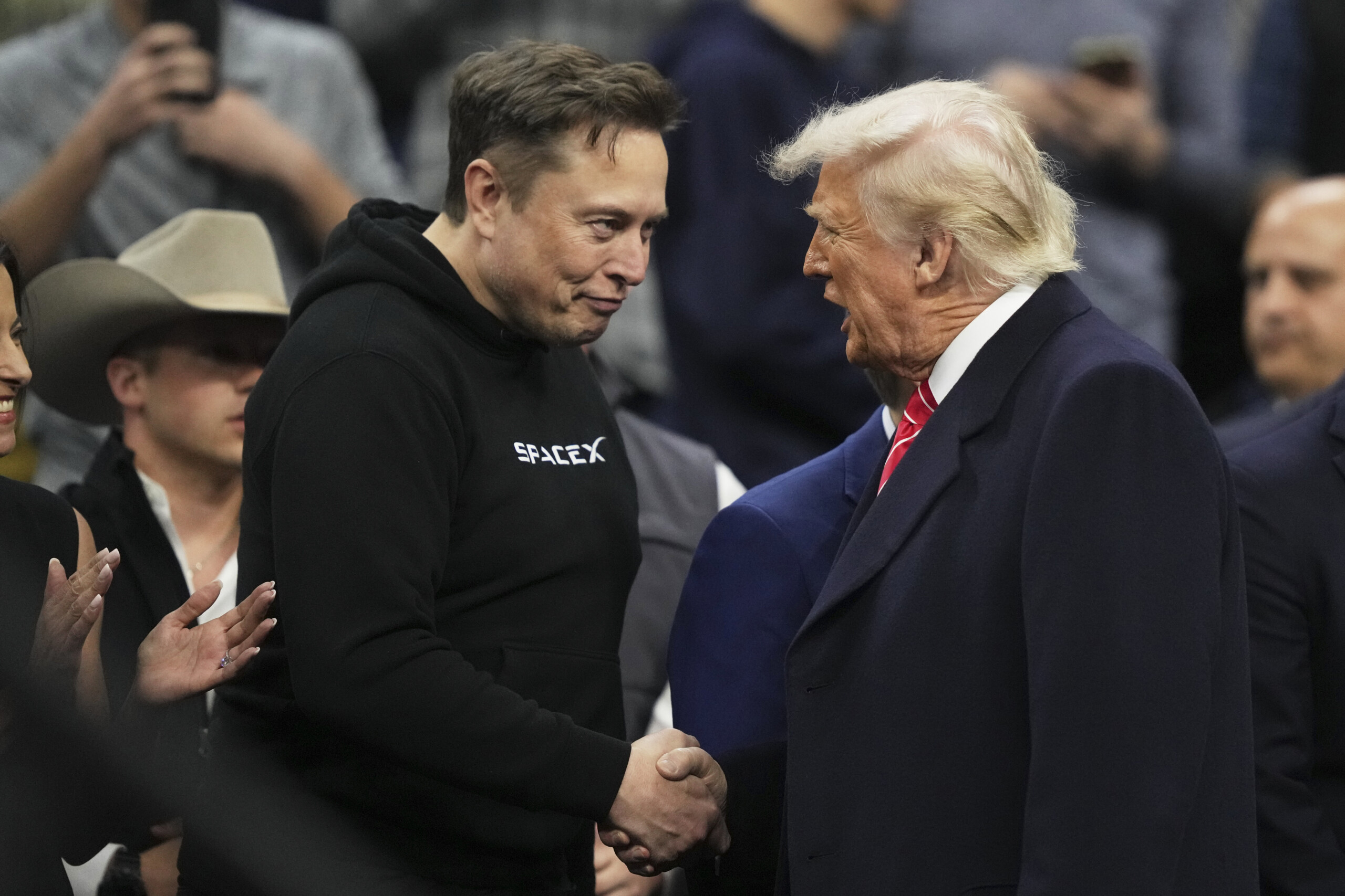 USA: CNN – Musk called Trump on Monday evening