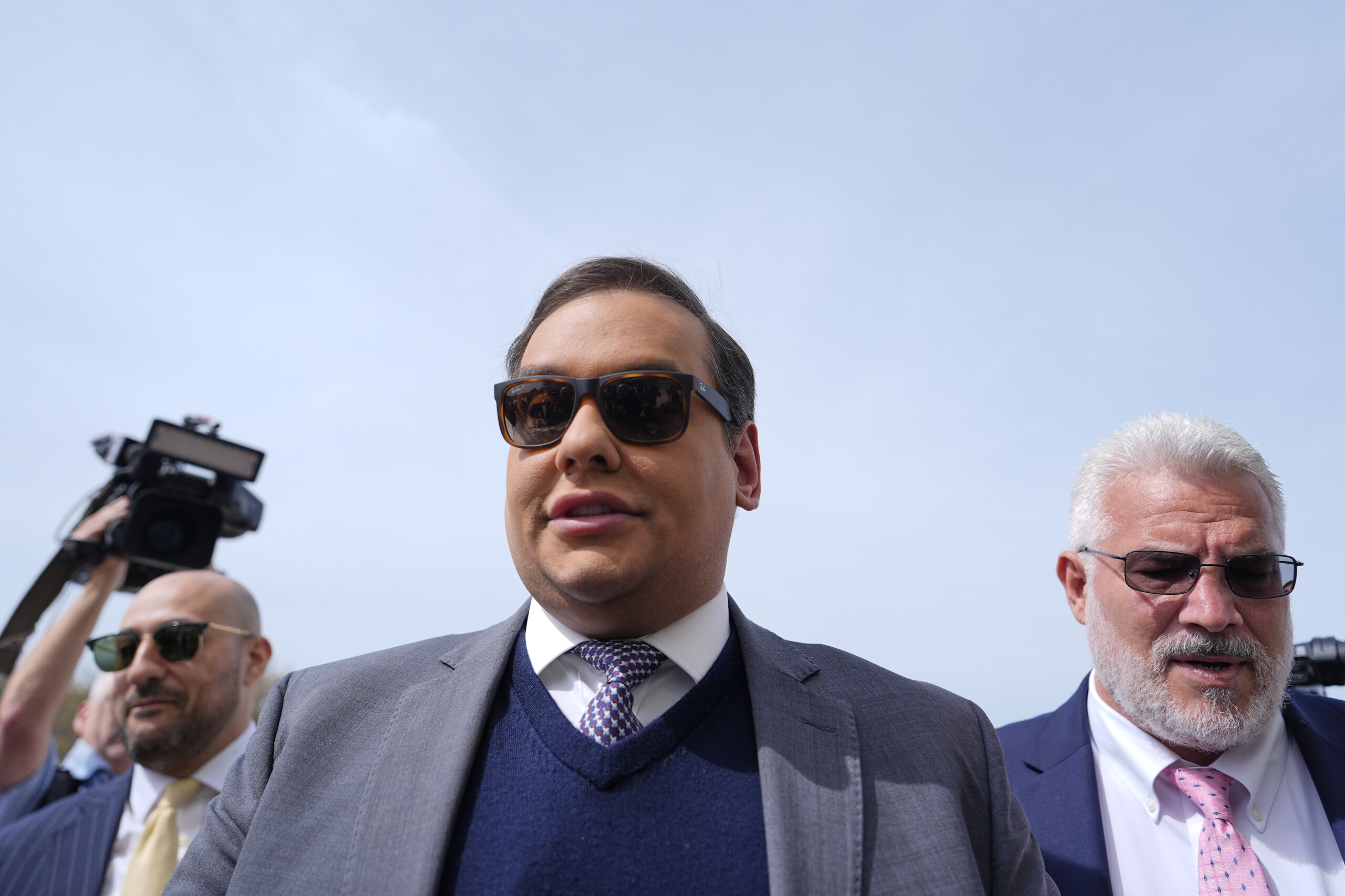 USA, former Republican Congressman George Santos sentenced to 7 years