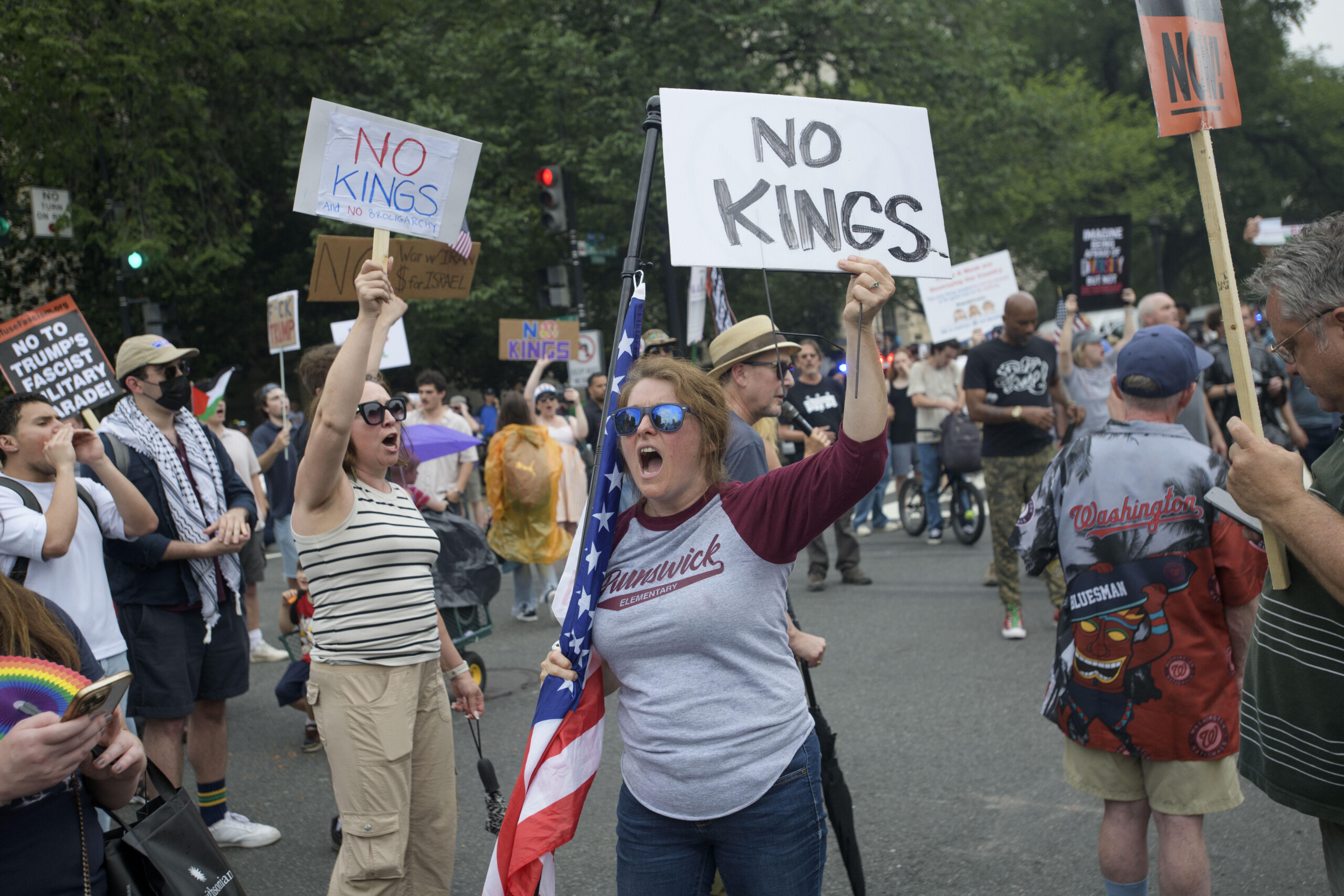 USA, from NY to Los Angeles hundreds of anti-Trump marches