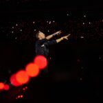 USA, lovers caught at Coldplay concert: he resigns from the Astronomer