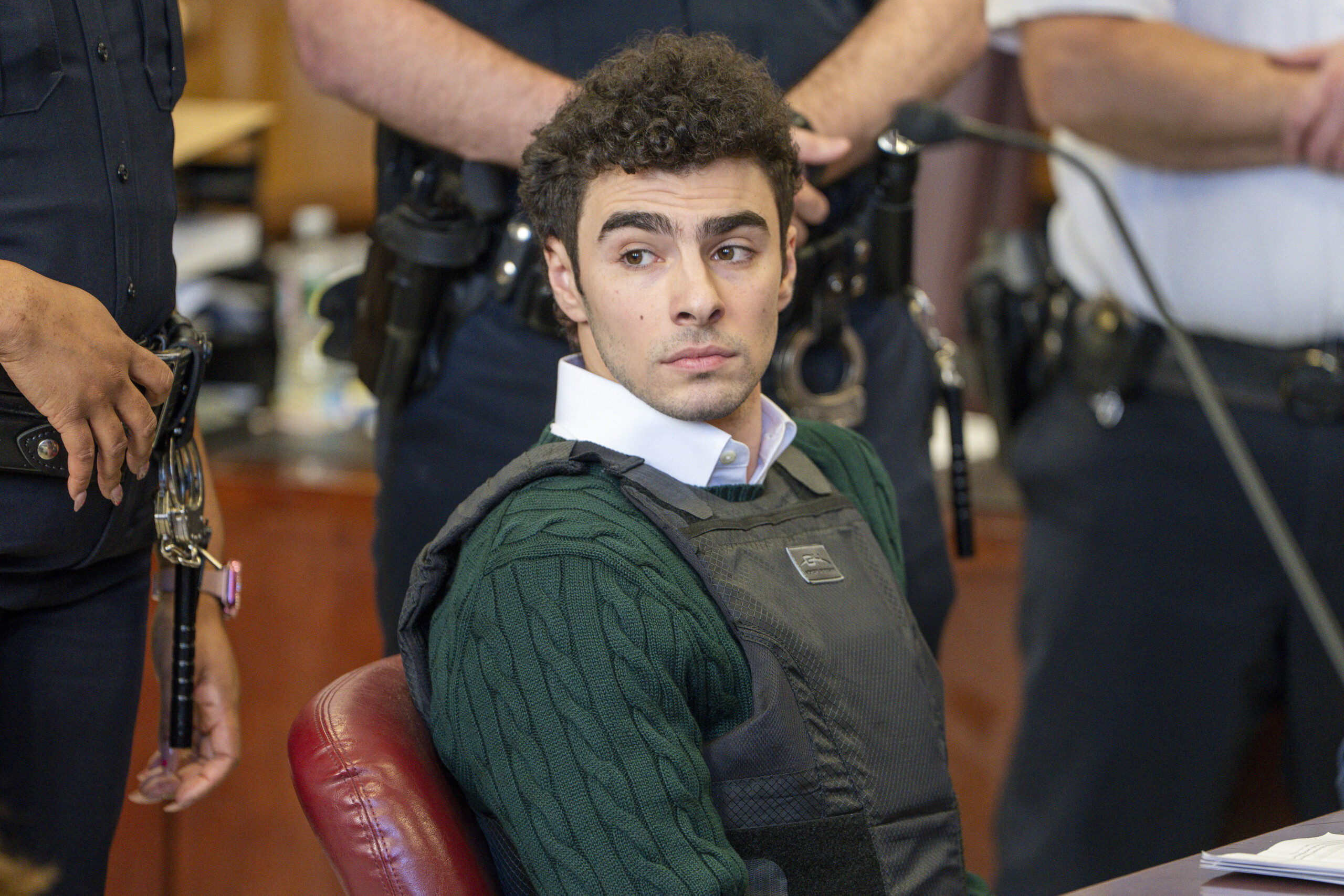 USA, Mangione's lawyers ask judge to block death penalty request