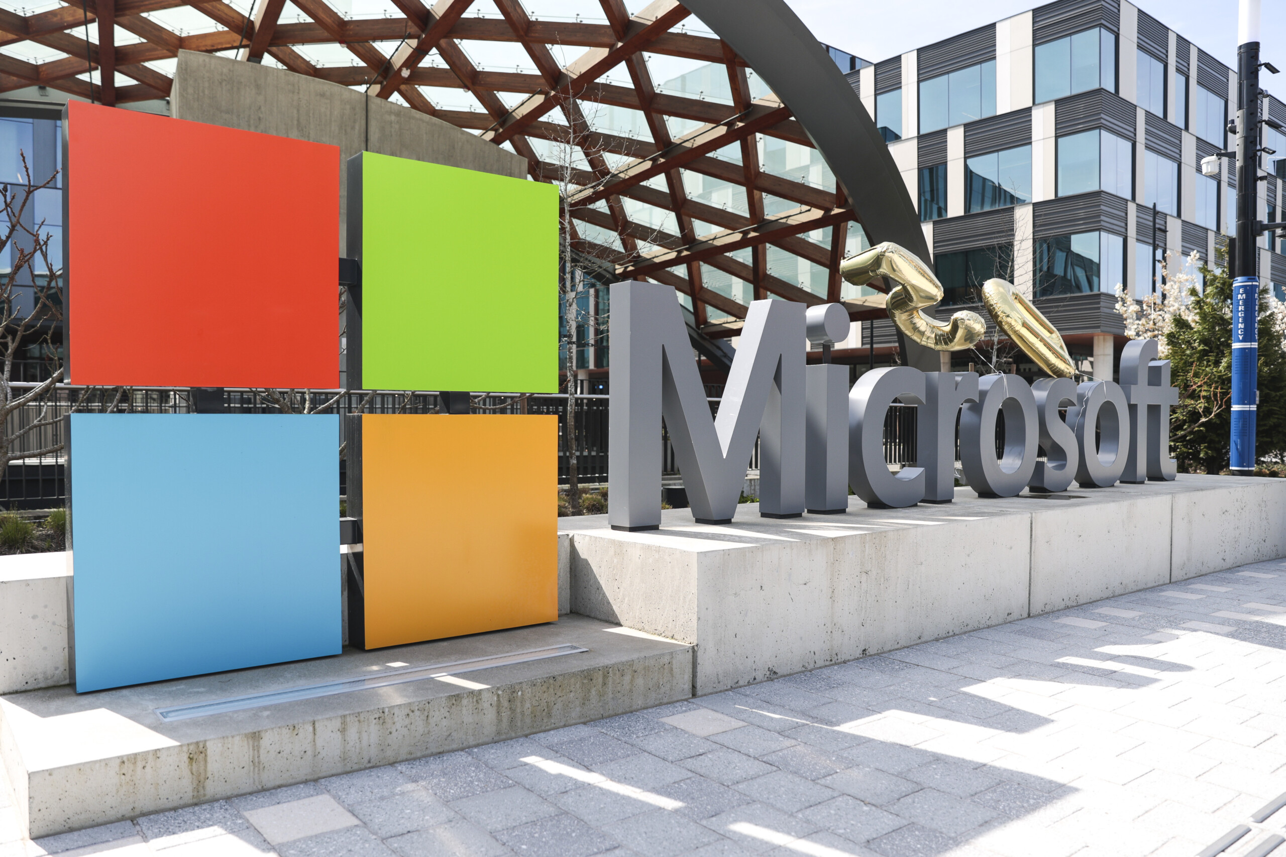 USA: Microsoft to cut 9,000 jobs