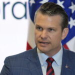 USA, NYT: "Hegseth sent war details to his wife and brother as well"