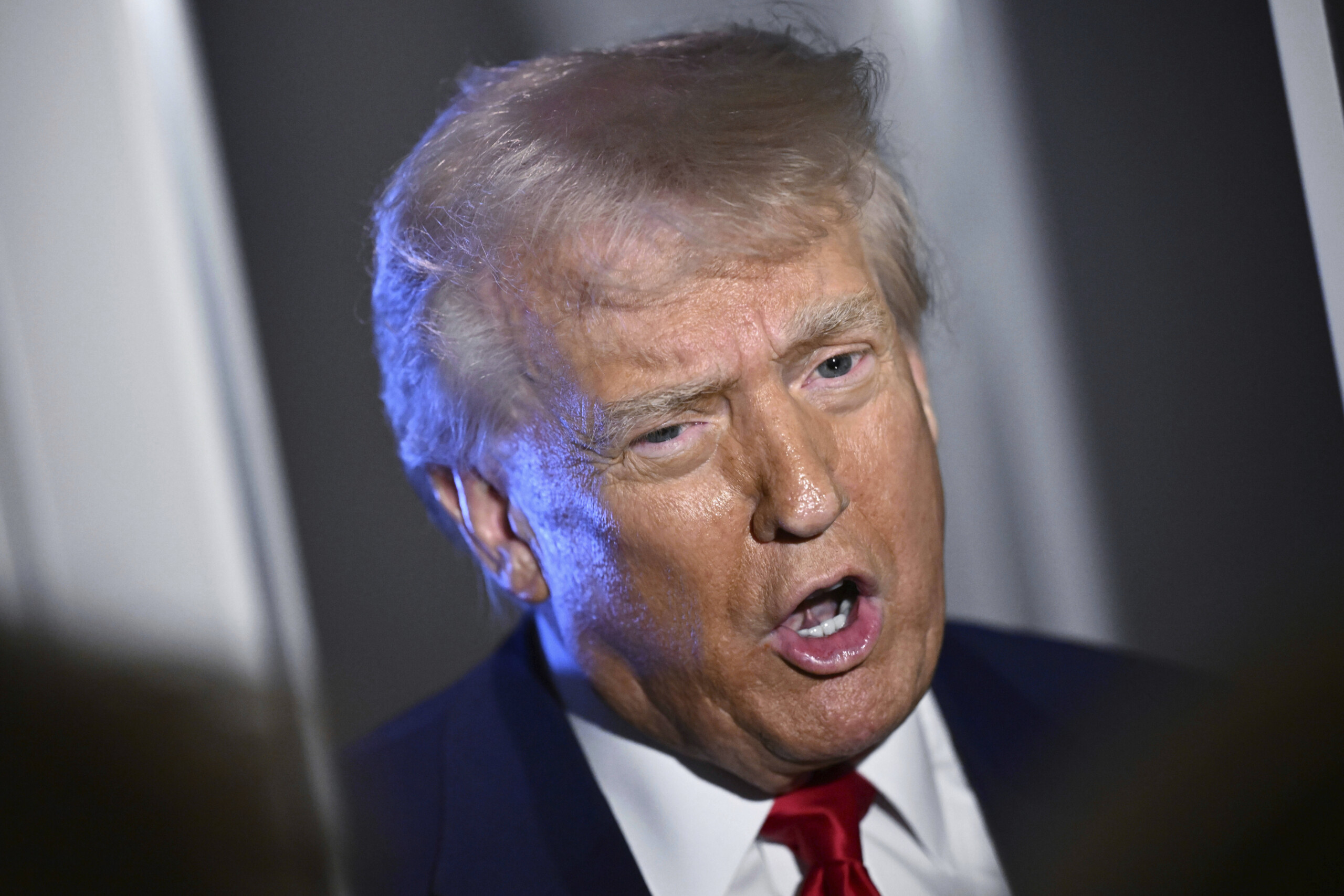 USA, Trump: "China blew up TikTok deal due to tariffs"