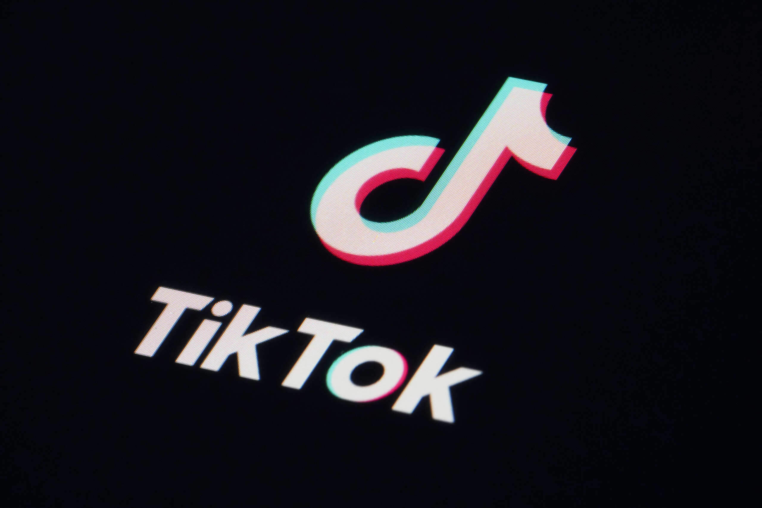 USA, Trump delays TikTok sale deadline by 75 days USA, Trump delays TikTok sale deadline by 75 days