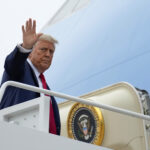 USA, ‘Trump Mobile’ is coming: it will produce cell phones and operate call centers