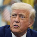 USA, Trump ready to welcome group of white refugees from South Africa