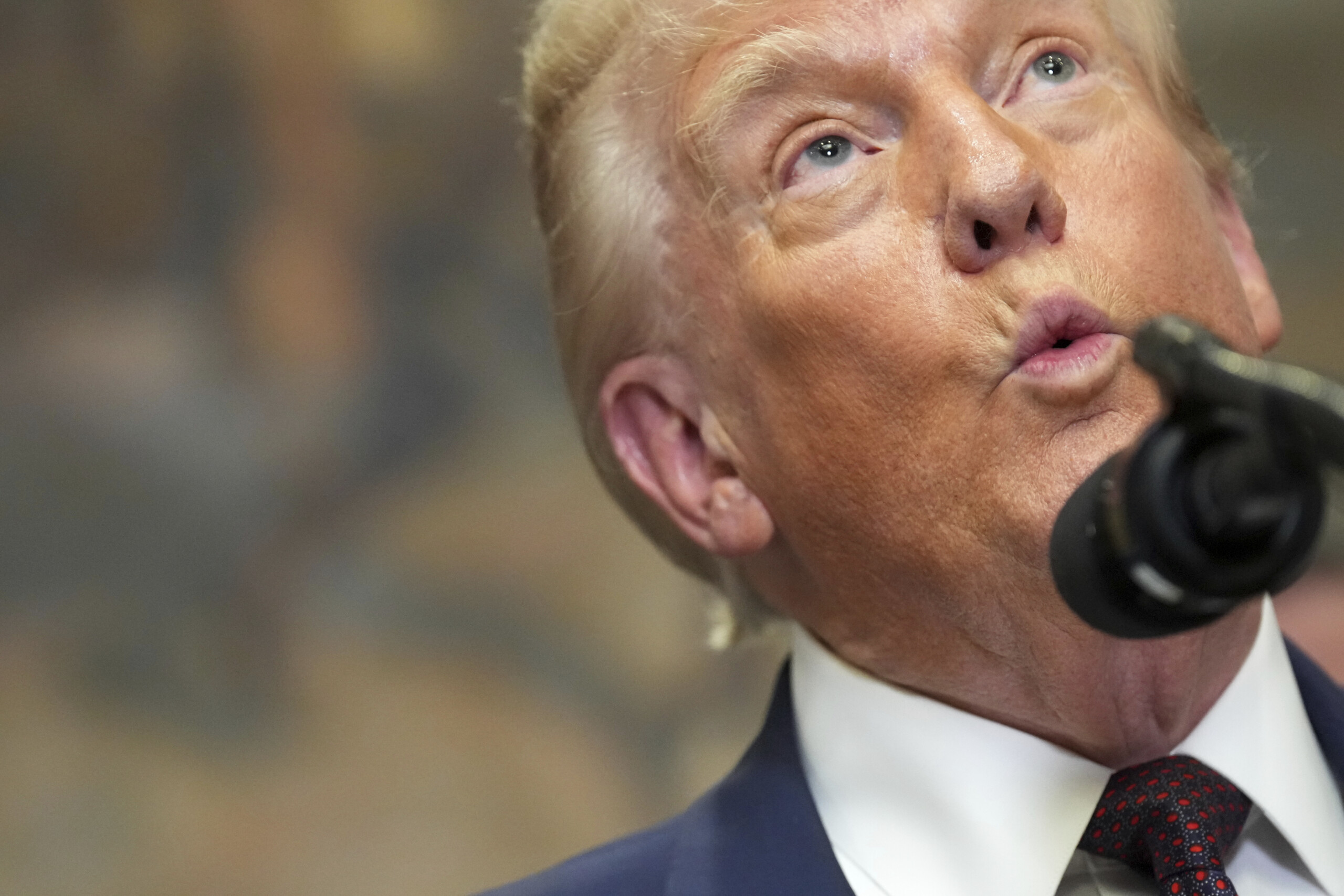 USA, Trump still against Powell: ‘Lower rates now or the board will take control’