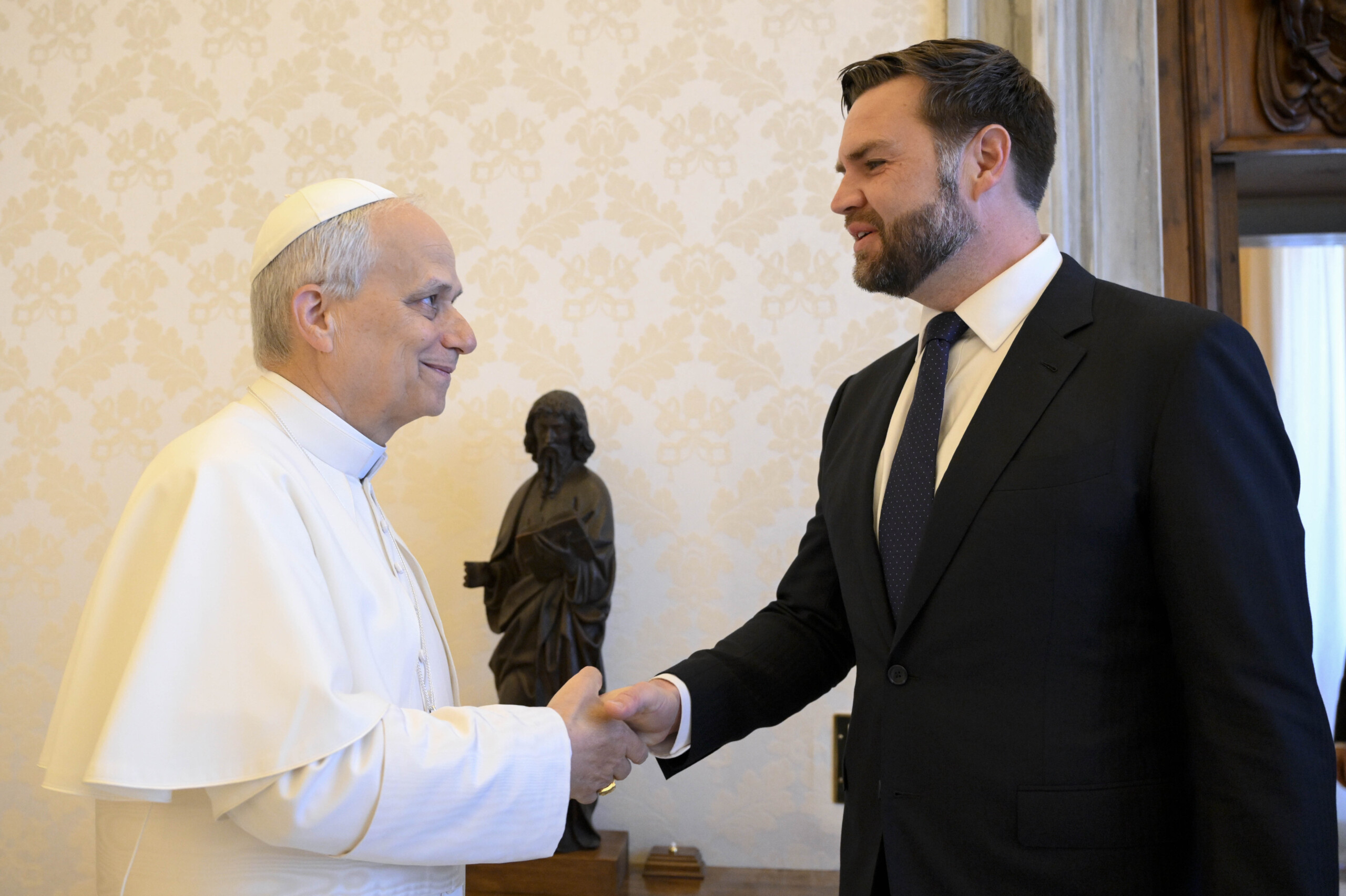 Vatican: Pope meets Vance to discuss respect for humanitarian law in conflict areas Vatican: Pope meets Vance to discuss respect for humanitarian law in conflict areas