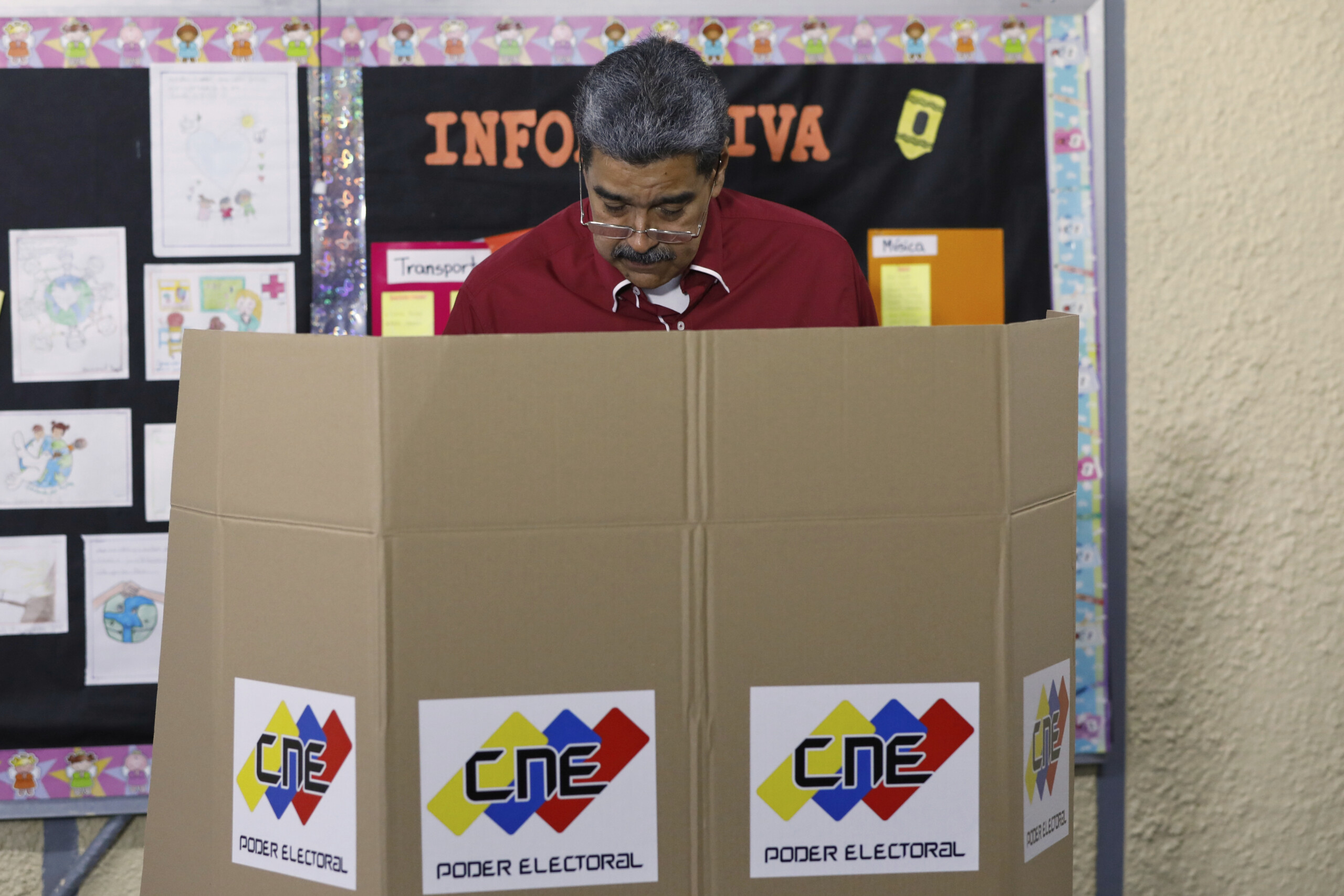 Venezuela: legislative elections, Maduro's party wins by a landslide Venezuela: legislative elections, Maduro's party wins by a landslide