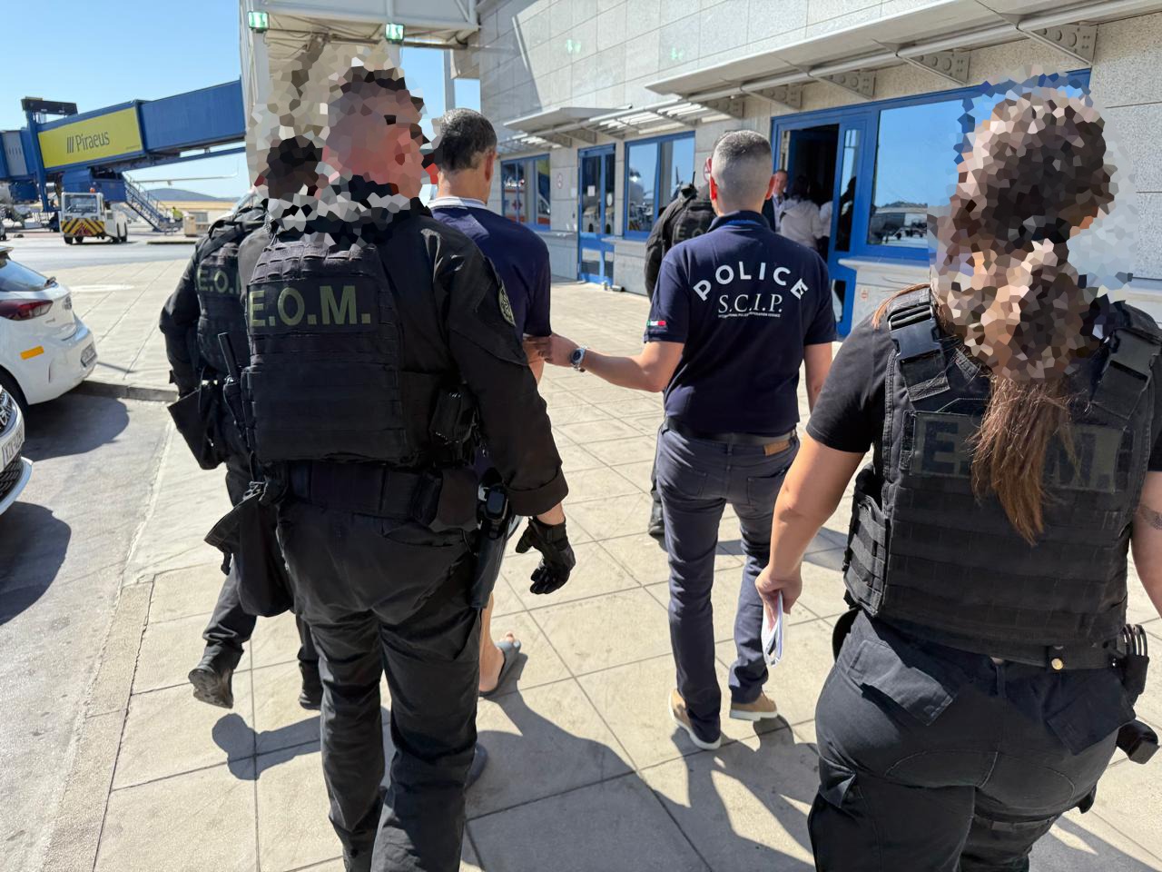 Villa Pamphili: plane with Francis Kaufmann landed at Ciampino