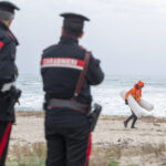 Viterbo: boy dies buried under sand in Montalto, father under investigation