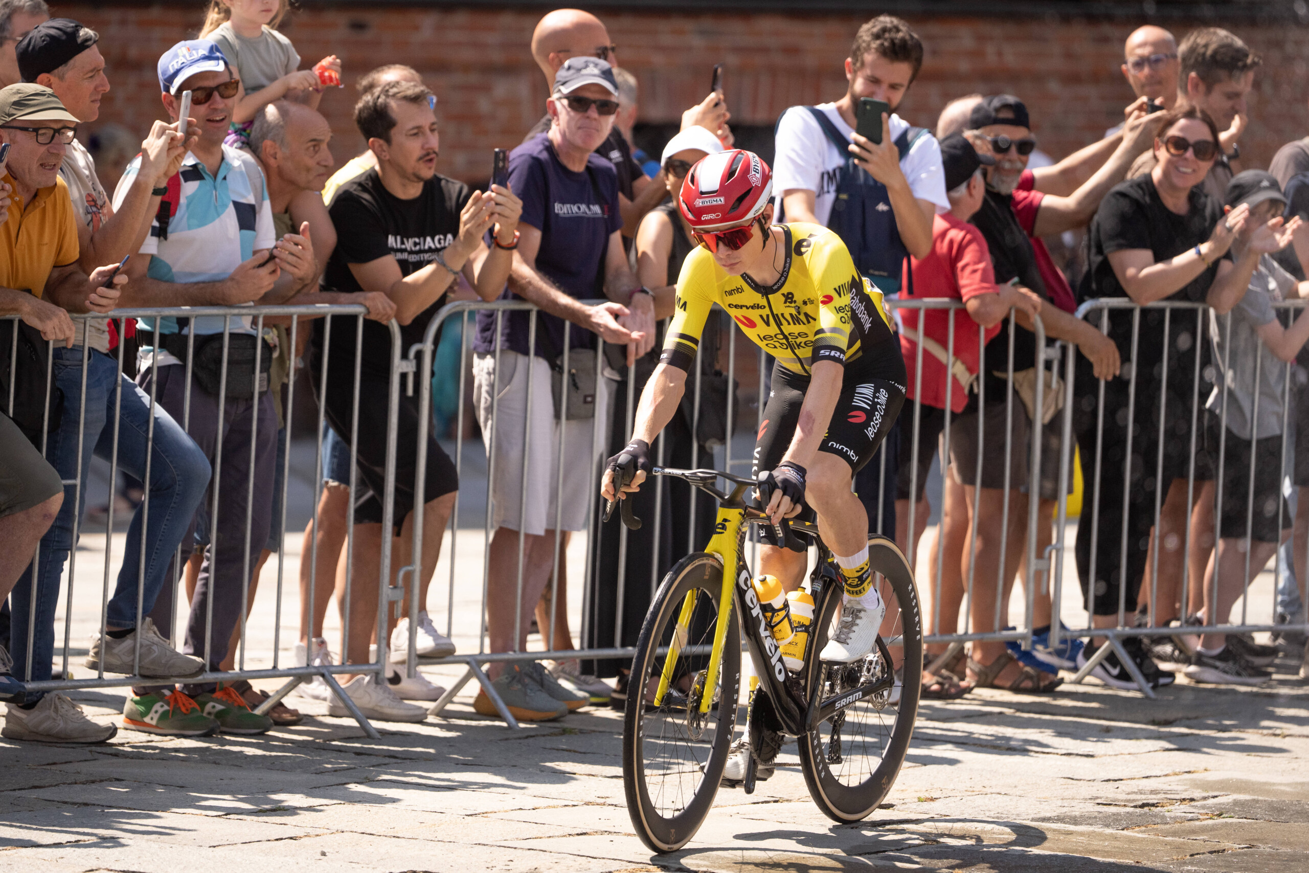 Vuelta, Vingegaard wins second stage ahead of Ciccone and takes the red jersey