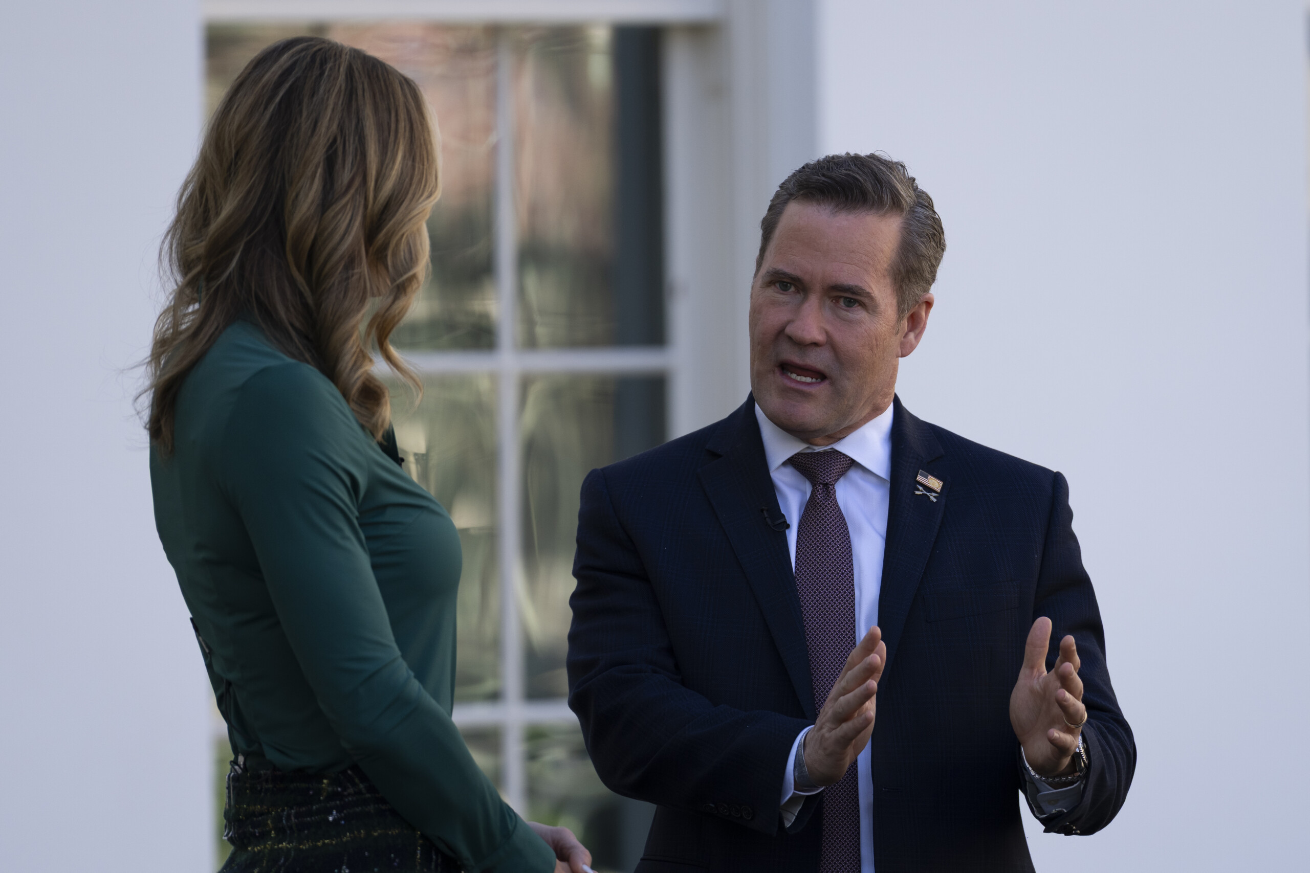 Waltz: ‘Signal leak embarrassing, I take responsibility’