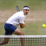 Wimbledon, Sonego defeats Faria in his debut: now a derby with Musetti is possible