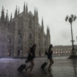 Wind gusts in Milan, parks closed