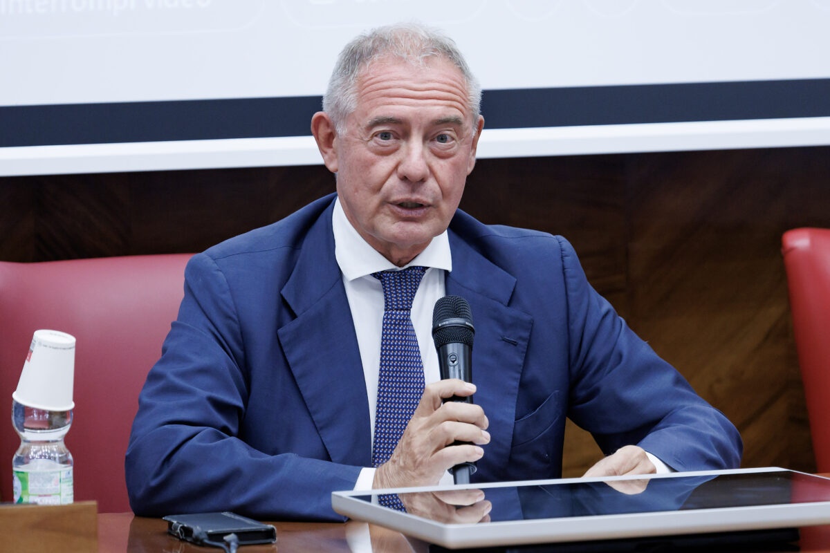 Former Ilva, Urso: ‘Broad consensus on relaunch through electric furnace in Genoa’