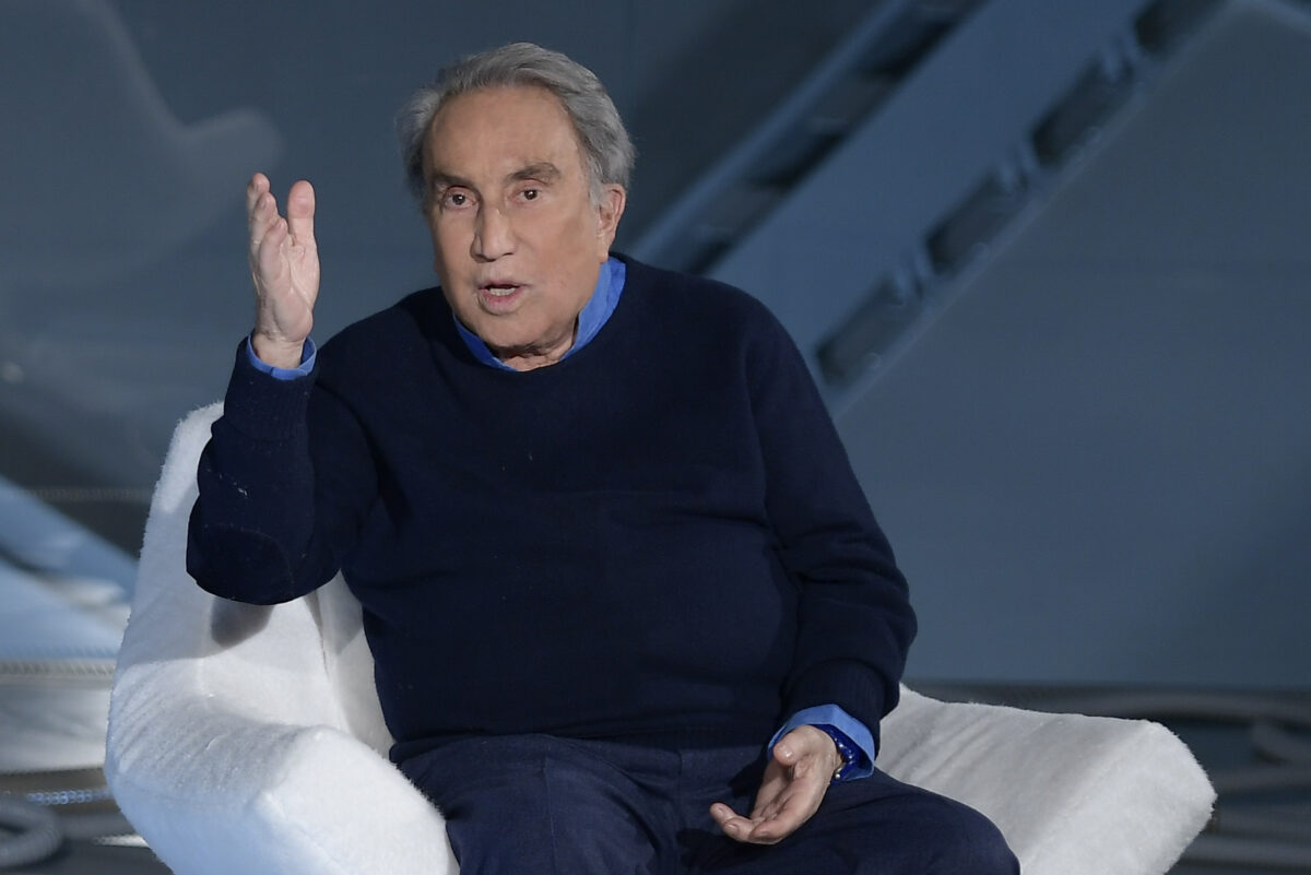 Emilio Fede hospitalised in critical condition