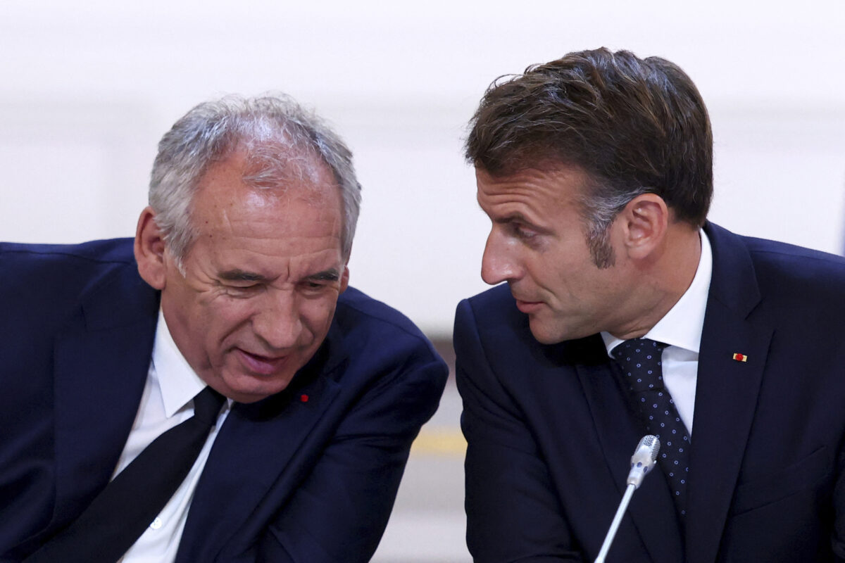 France, Macron calls for total mobilisation for Bayrou
