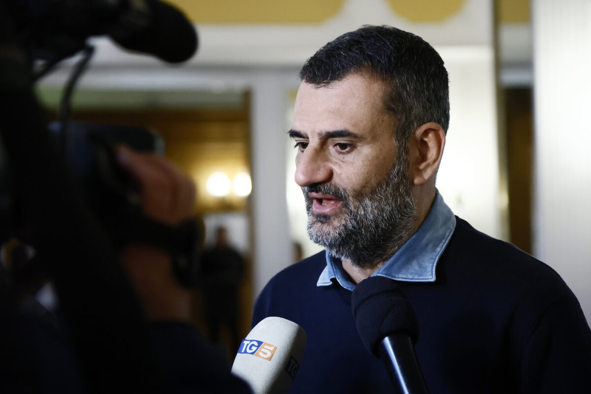 Puglia, Decaro runs for office: ‘Sorry for the back and forth and the rumours’