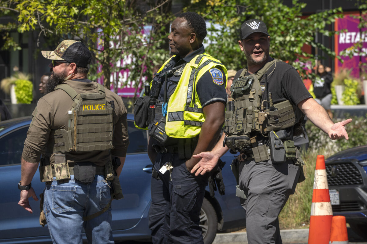 USA: Seoul confirms 300 South Koreans arrested during ICE operation in Georgia USA: Seoul confirms 300 South Koreans arrested during ICE operation in Georgia