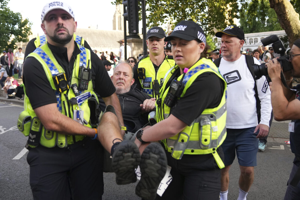 Gaza, over 400 arrests in London during ‘Palestine Action’ march Gaza, over 400 arrests in London during ‘Palestine Action’ march