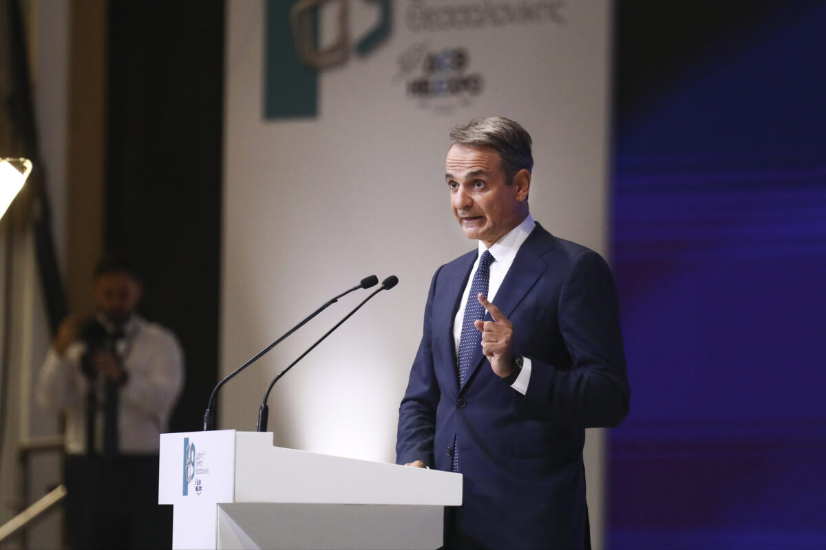 Greece, Mitsotakis unveils massive tax cut package worth 1.6 billion euros Greece, Mitsotakis unveils massive tax cut package worth 1.6 billion euros